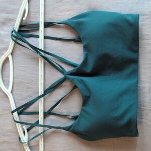 Lululemon s.6 Strappy Green Sports Bra